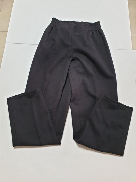 Čierne nohavice - m, m