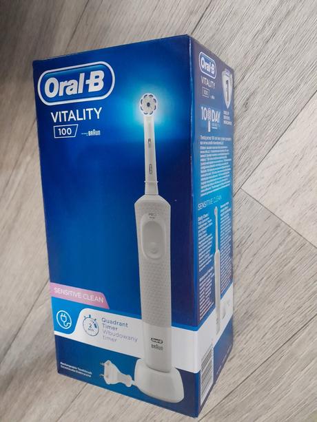 Elektrická zubná kefka oral-b vitality 100 sensi, 