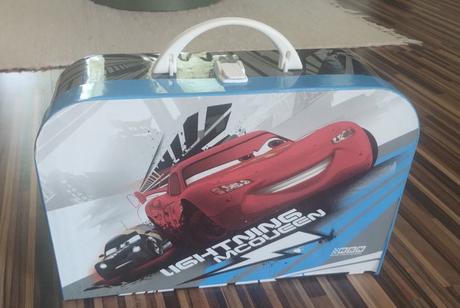 Kufrík mcqueen na hračky/ na výtvarnú, 