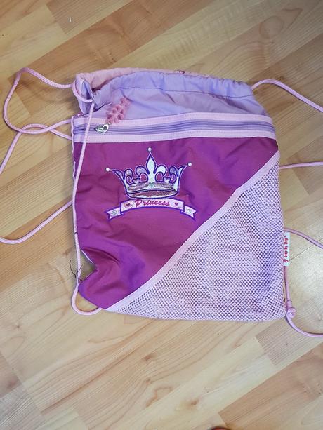Skolska taska princes, 