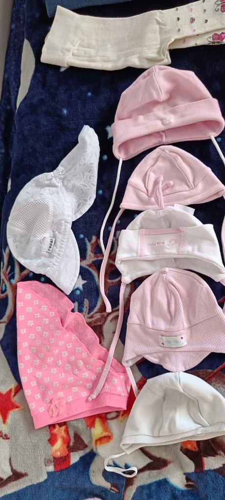 Balík oblečenia dievčatko veľkosť 0-3 mesiace, 50–62