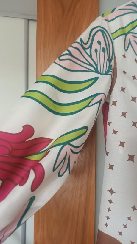 Zavinovacie šaty, s