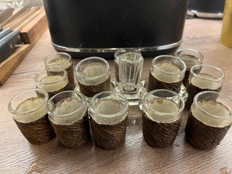 12ks sada poharikov + stojan, 