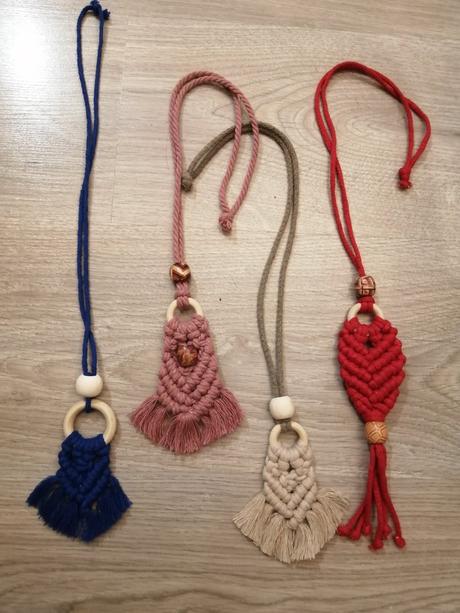 Nahrdelnik macrame, 