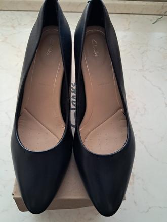 Čierne kožené lodičky clarks, clarks,38