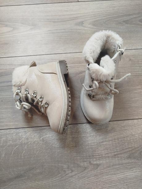 Zimné trblietavé topánky, sinsay,24