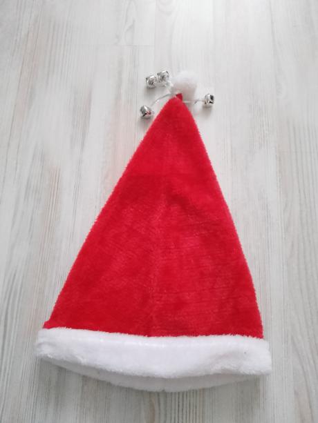 Mikulášska čiapka s brnbolcom a rolničkami, 
