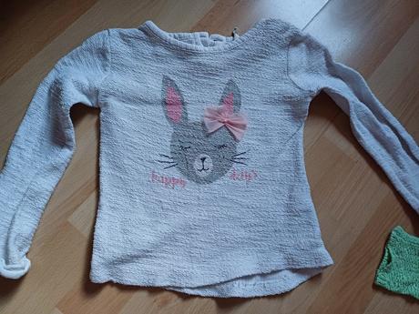 4ks tenke svetriky/mikiny, 110