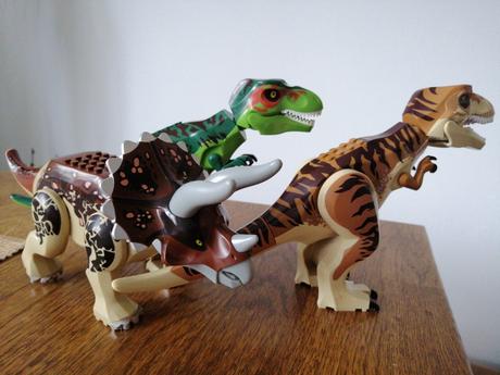 Veľký dino jurský park stavebnica 28cm,