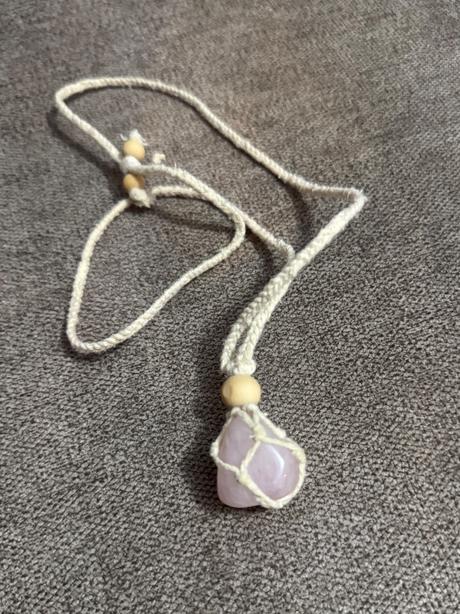 Náhrdelník z ruženínu,