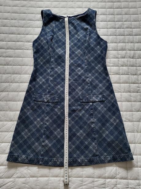 Neformálne šaty, m