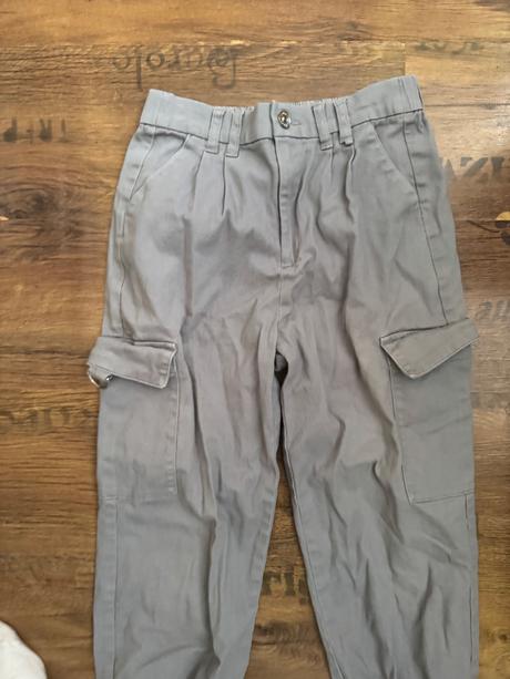 Sivé kapsáče, reserved,146