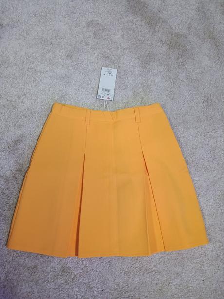 Žltá sukňa, reserved,146