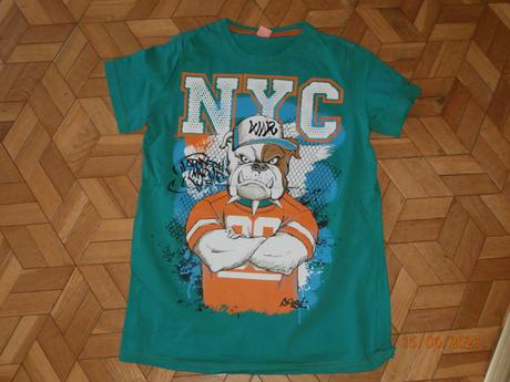 Tričko s boxerom, 158