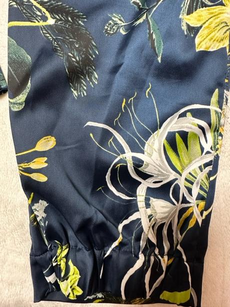 Krásny vzorovaný lesklý overal guess jeans orig., guess,l / m