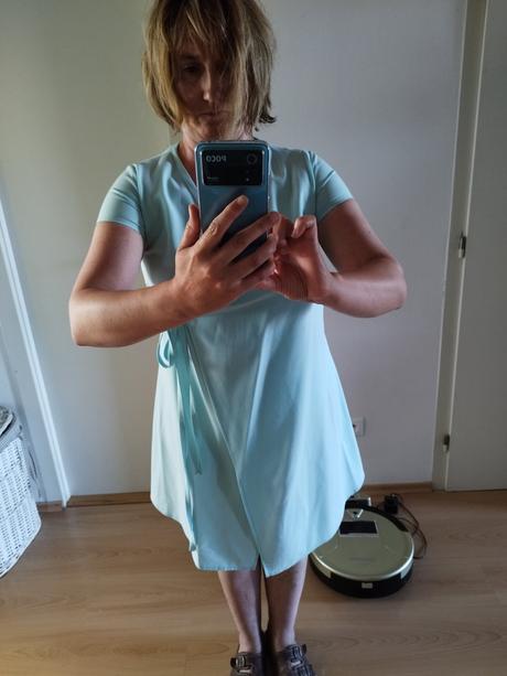 Zavinovcie šaty, 38