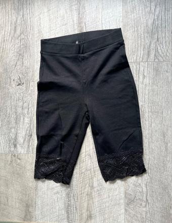 Biker shorts s krajkou, zara,s
