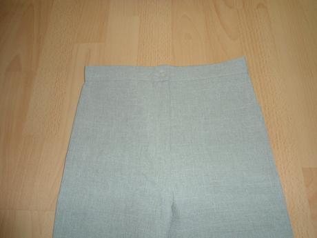 Dievcenske nohavice, 122