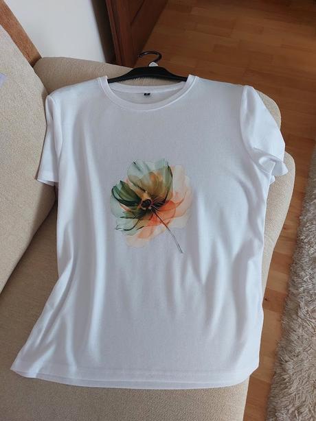 Tricko s kvetom m/l, m