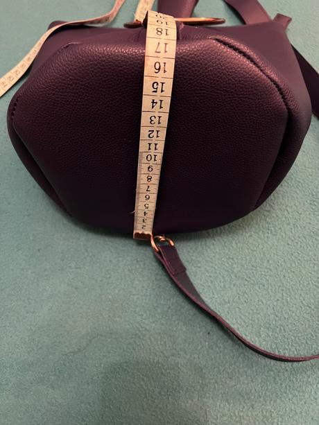 Netradicny ruksak novy, avon