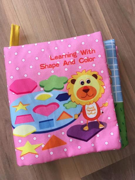 Krasne sustiace a piskajuce knizky,