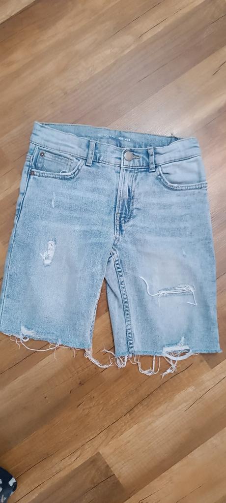 Šortky, zara,140
