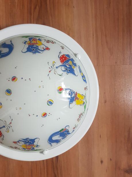 Väčšia stropnica/svietidlo/svetlo/luster/lampa, 