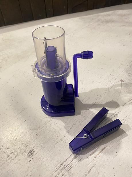 Mlynček na výrobu pletenej dutinky, 