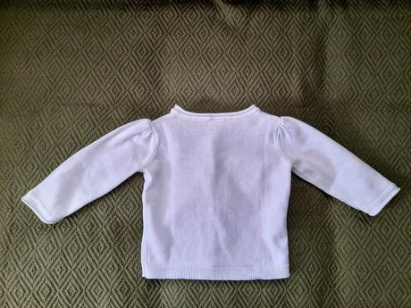 Biely svetrík 3-6 mes., f&f,68