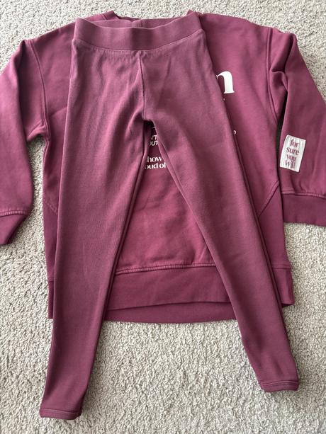 Mikina a legíny zara, zara,140