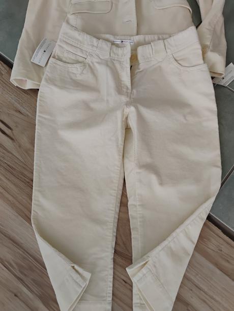 Krasny komplet kostym, tommy hilfiger,s