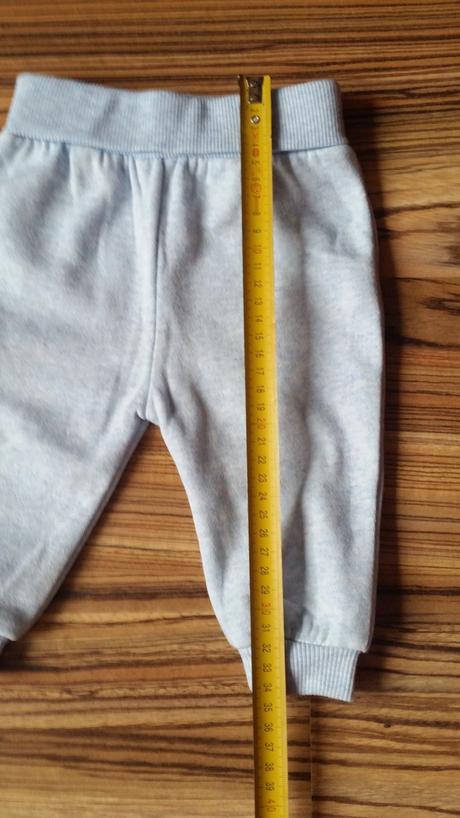 Detske tricko a teplaky, early days,68