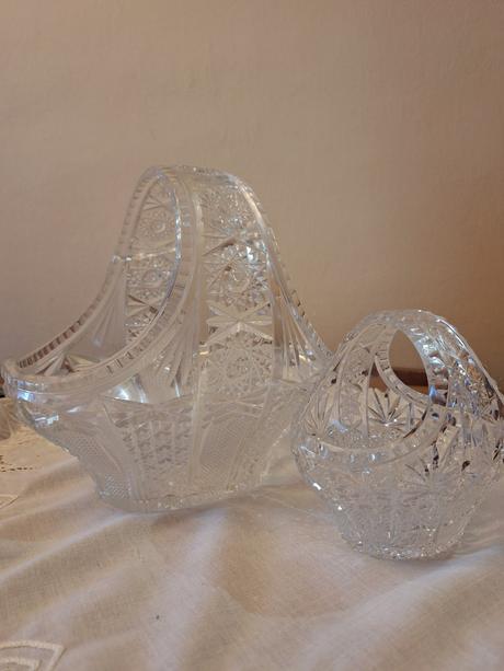 Kristalove sklenene kosiky, 