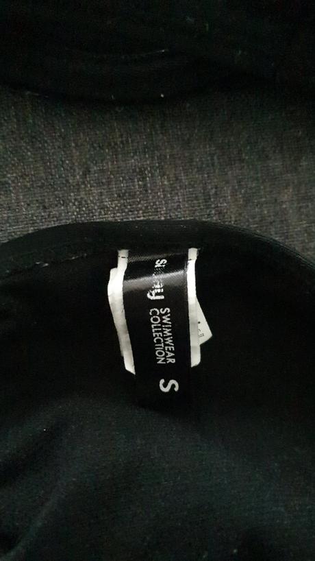 Cierne bikini, sinsay,s