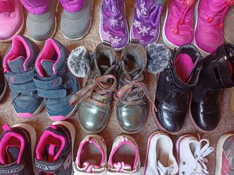 Dievčenské topanky, rozne velkosti, od 21-28, 24