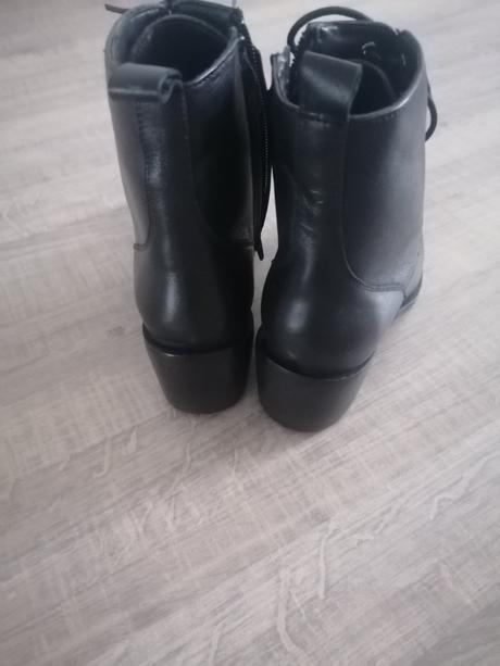 Prechodné čierne topánky, 36