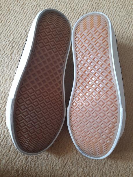 Tramky 32, nelli blu,32