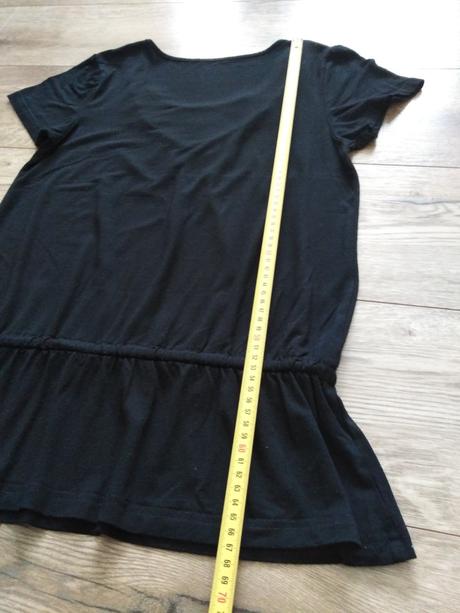 Tričko s čiernou výšivkou s/m, m