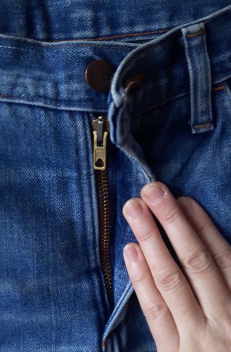 Dámske bledomodré retro džínsy, s