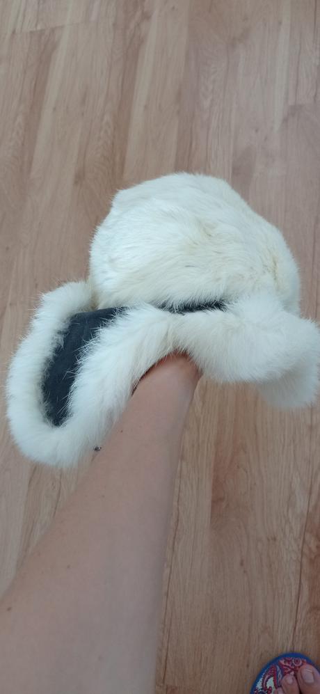 Pravá kožušinova baranica, 62