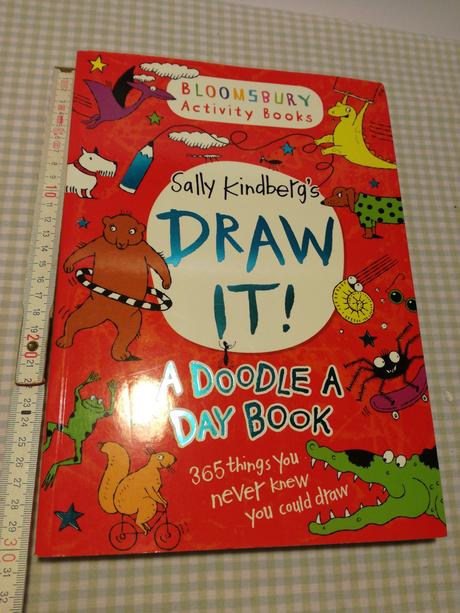 Draw it  a doodle a day book au21, 