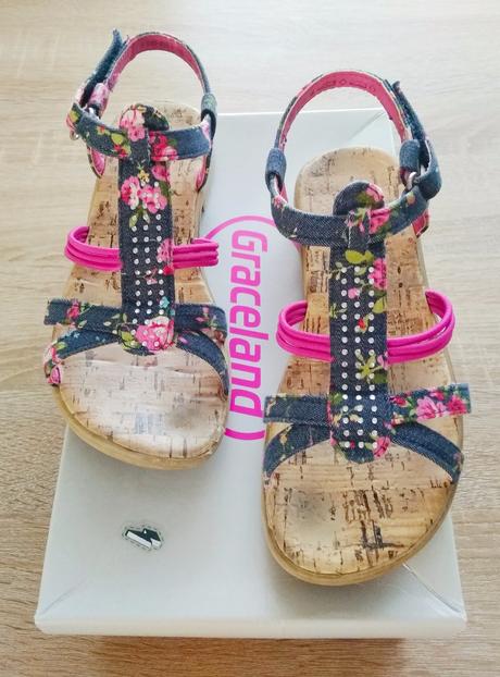 Sandálky, deichmann,32