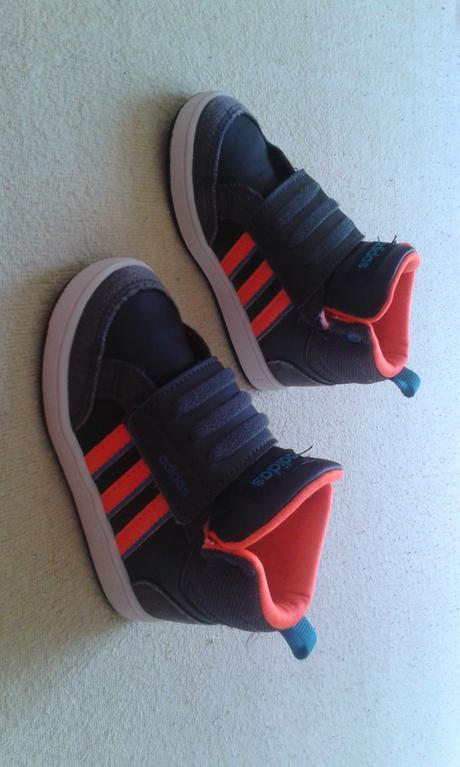 Botasky adidas, adidas,23