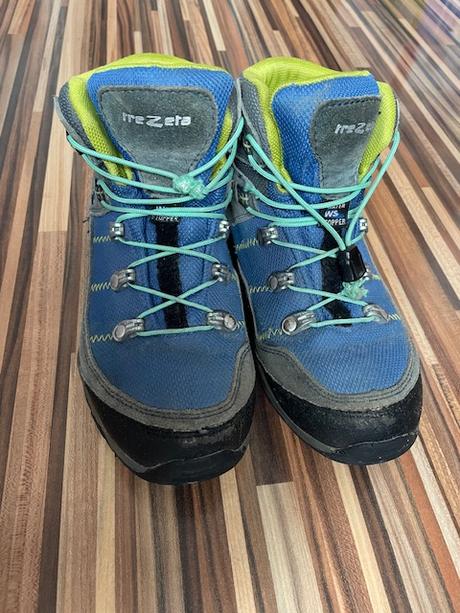 Turisticke topánky, 34