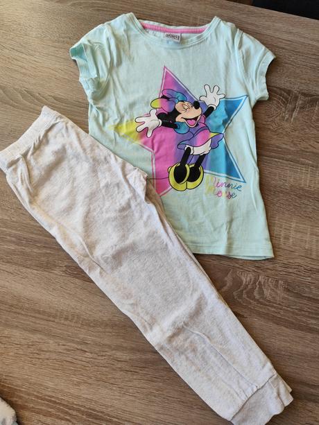 Pyžamko minnie, disney,104
