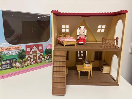 Syvanian - dom s červenou strechou, 