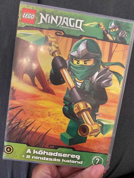 Dvd ninjago po maďarsky, 