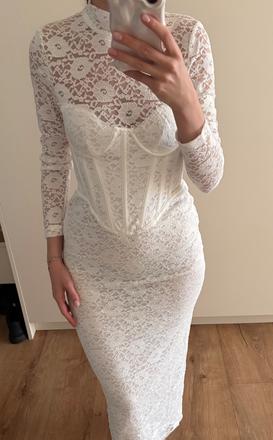 Biele čipkované šaty, s