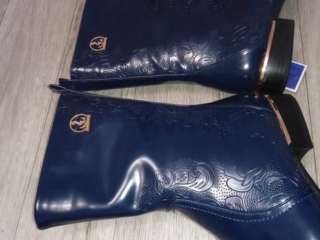 Lakované tmavomodré čižmy la maria 36, john garfield,36