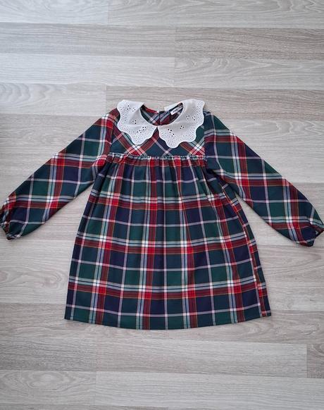 Vianočné šaty, 134